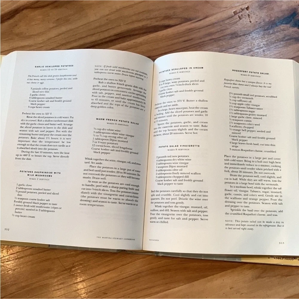 Vintage The Martha Stewart Cookbook - Collected Recipes for Every Day